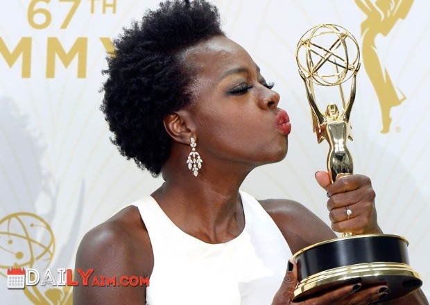 Read more about the article Viola Davis made history at the 2015 Emmy Awards on Sunday